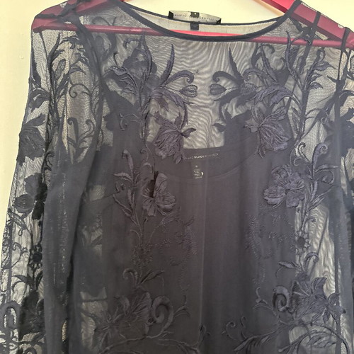 White House Black Market navy blue sheer mesh top with embroidered floral details size small new