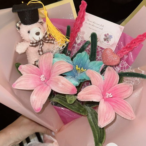 Wedding bouquet new with 5 flowers, heart and teddy bear