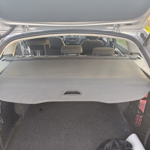 Mercedes GLB trunk cover used
