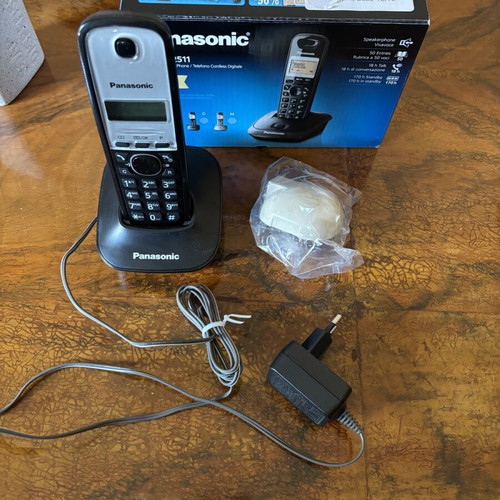 Panasonic cordless phone with many features, barely used