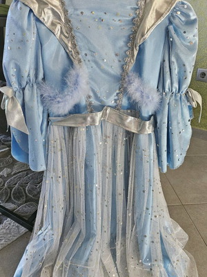 Carnival costume Snow Queen used, size 6