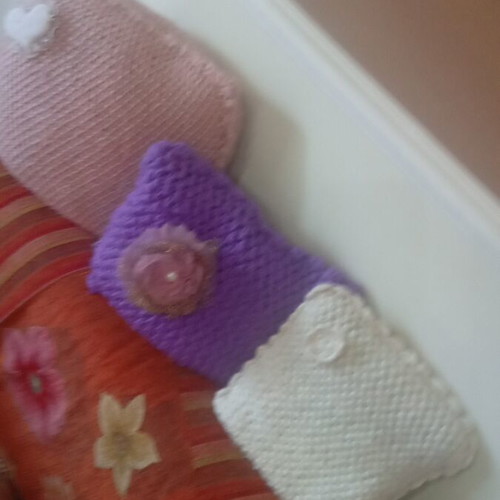 Knitted pillows set of 3 used, handmade, sizes 40×40, 13×10, 9×9
