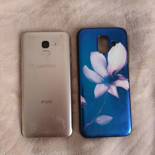 Sansung Galaxy Duos for spare parts used, gold color with case