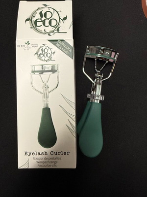 Eyelash curler new