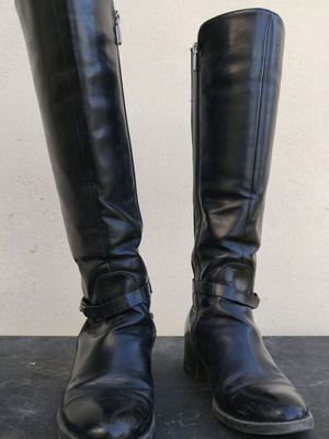 Women's leather boots like new, size 41, 45 cm height