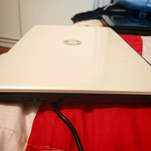 Laptop HP 15-G200nv used with Windows 11, 240GB SSD, bag and mouse