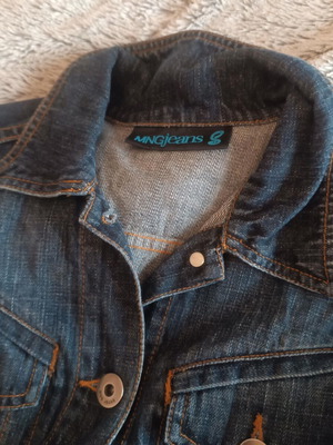 Mango y2k denim jacket used, size small