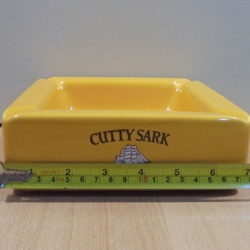Cutty Sark Scots Whisky old promotional ceramic ashtray used