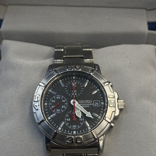 Seiko Chronograph men's watch like new, black and silver