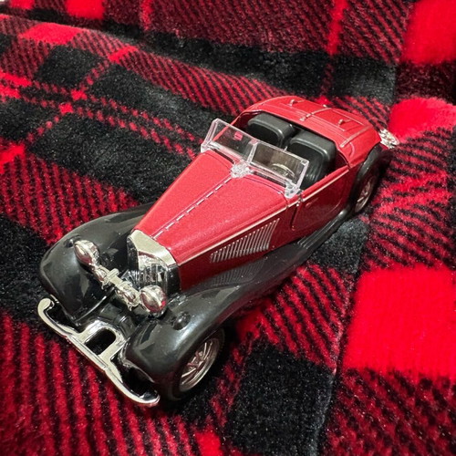 Miniature vehicle new, red