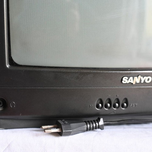 Sanyo CRT TV used, 15 inch, model C1461TX-C