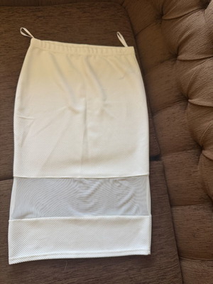 White midi skirt with mesh detail, size L, like new