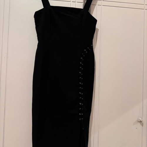Black fitted Trendyol dress size M like new