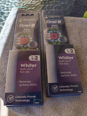 Oral B Whiter replacement heads, 2 packs, new