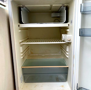 Pitsos mini ψυγείο