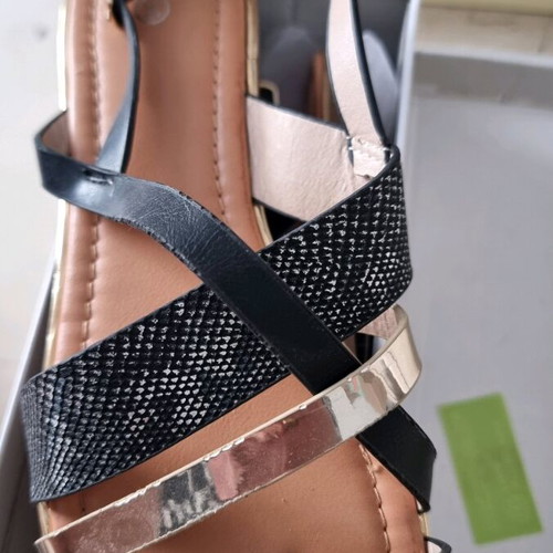 Flat sandals new, size 36, black and gold