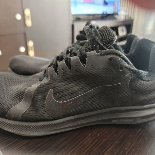 Nike running women's athletic shoes, black, size 38.5