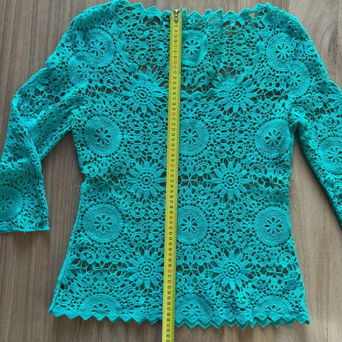 Crochet blouse emerald green like new, size M