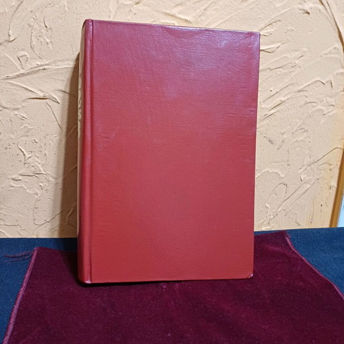 Book Apo 12 eos 18 like new by V. Lindeke, Adelfoi G. Vlassis