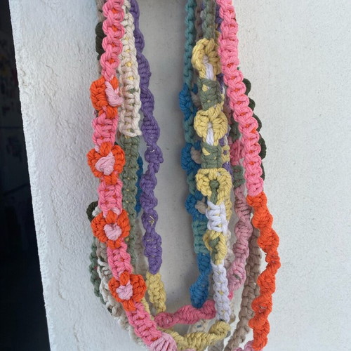 Macrame chains with flowers and hooks for mobile phone new