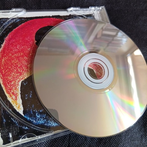James Bond Themes CD like new