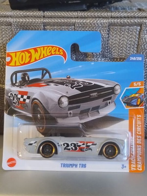 Hot Wheels Triumph TR6 Treasure Hunt καινούργιο