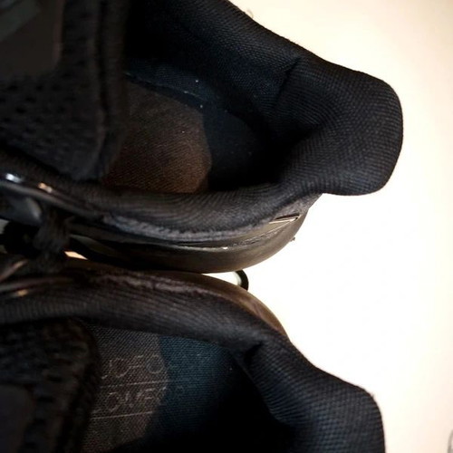 Adidas Ultimashow 2.0 sneakers size 39.5 like new, black