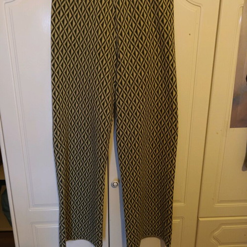 Moutaki women's pants like new, beige and green