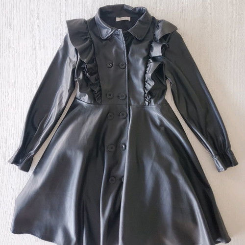 Yoyo black dress-coat like new for 12-13 years old