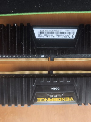 Corsair Vengeance LPX 8GB (2x4GB) DDR4 3000MHz RAM
