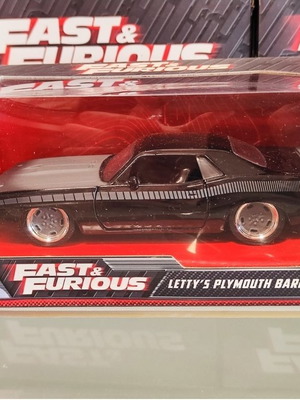 Fast & Furious Die-Cast car model like new 1:32 scale