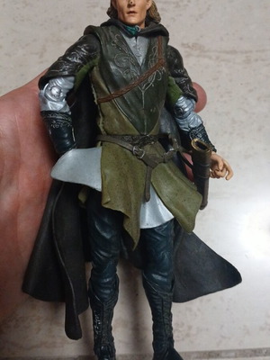 Lord of Rings Legolas figure used, 2002 ToyBiz Marvel Return of the King