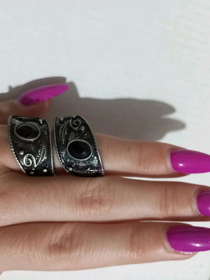 Ring used black impressive in excellent condition