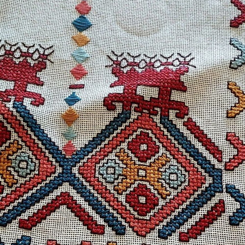 Handmade Cretan Embroidered Table Runner like new