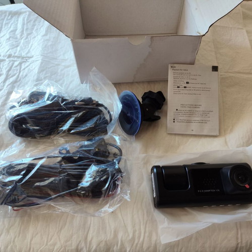 Car dash cam 1080P Full HD with 135° wide-angle lens