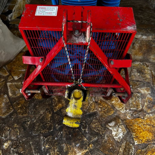 Paterlini hanging pruning air compressor set used with accessories