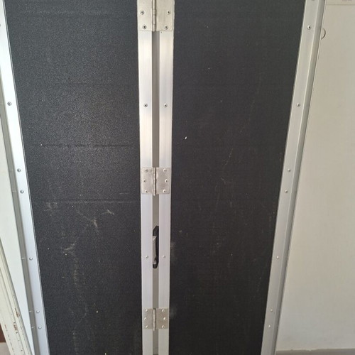 Foldable Anti-Slip Wheelchair Ramp 91cm Like New, suitcase style