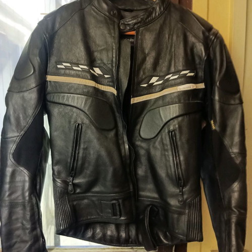Motorcycle jackets new, leather and size large, set of two