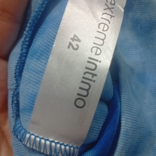 Baby hats like new, pack of 3, prenatal and Extreme Intimo, 6-9 months