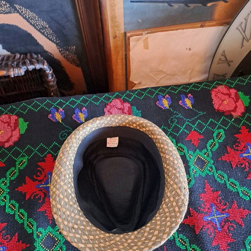 Hat used, size 59cm