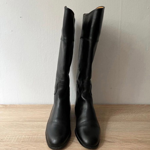 Leather knee-high boots used, size 38.5, black