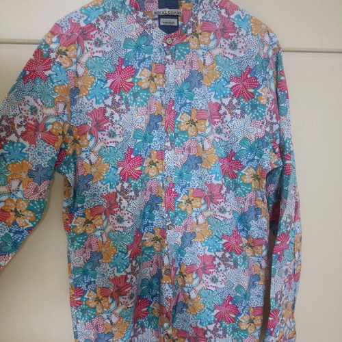 Men's floral shirt with mao collar size M like new, multicolor