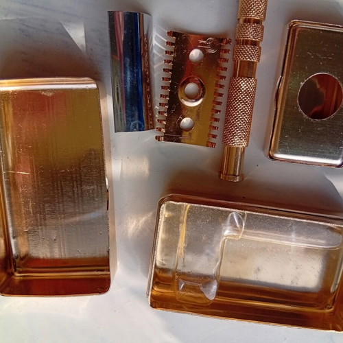 Soluna razor in original case