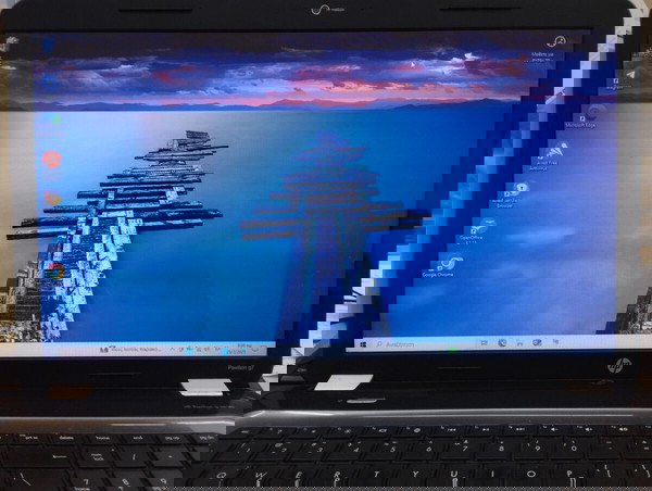 Laptop HP Pavilion G7, AMD A6-4400M /4GB/500GB/Camera/17.3'' SSDWindows 10 Home