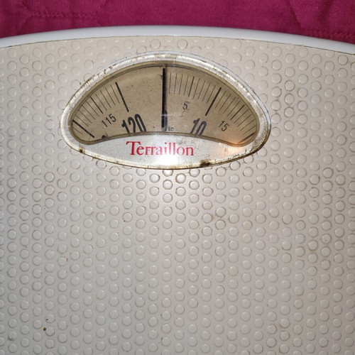 Vintage Terraillon mechanical bathroom scale used