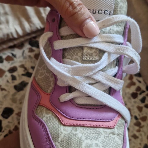 Gucci sneakers beige with lilac and pink details