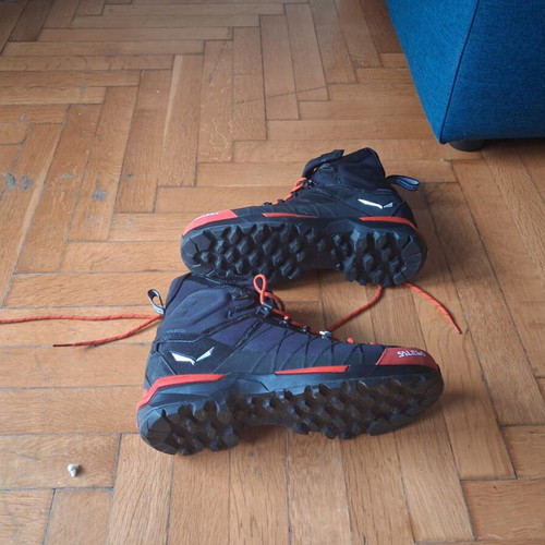 Salewa Ortlen's Light Mid Power Text Mountaineering Boots new, women's size 38.5