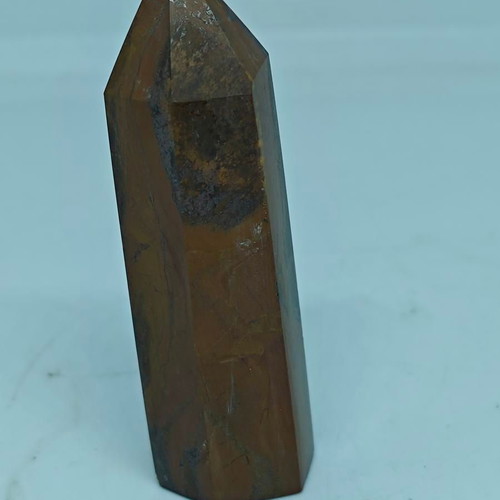 Tiger Iron crystal tower shaped like new 8 cm