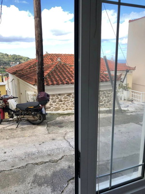 Διαμέρισμα 2 υπνοδωματίων στο Καρλόβασι Σάμου με κλιματισμό