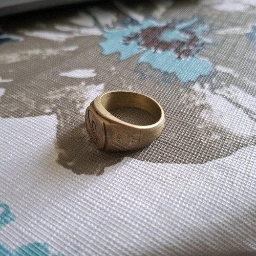 Vintage bronze signet ring used, size 63-64